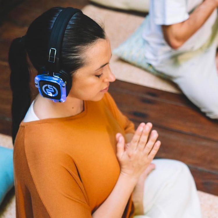 Silent yoga con auriculares inalámbricos Silentsystem